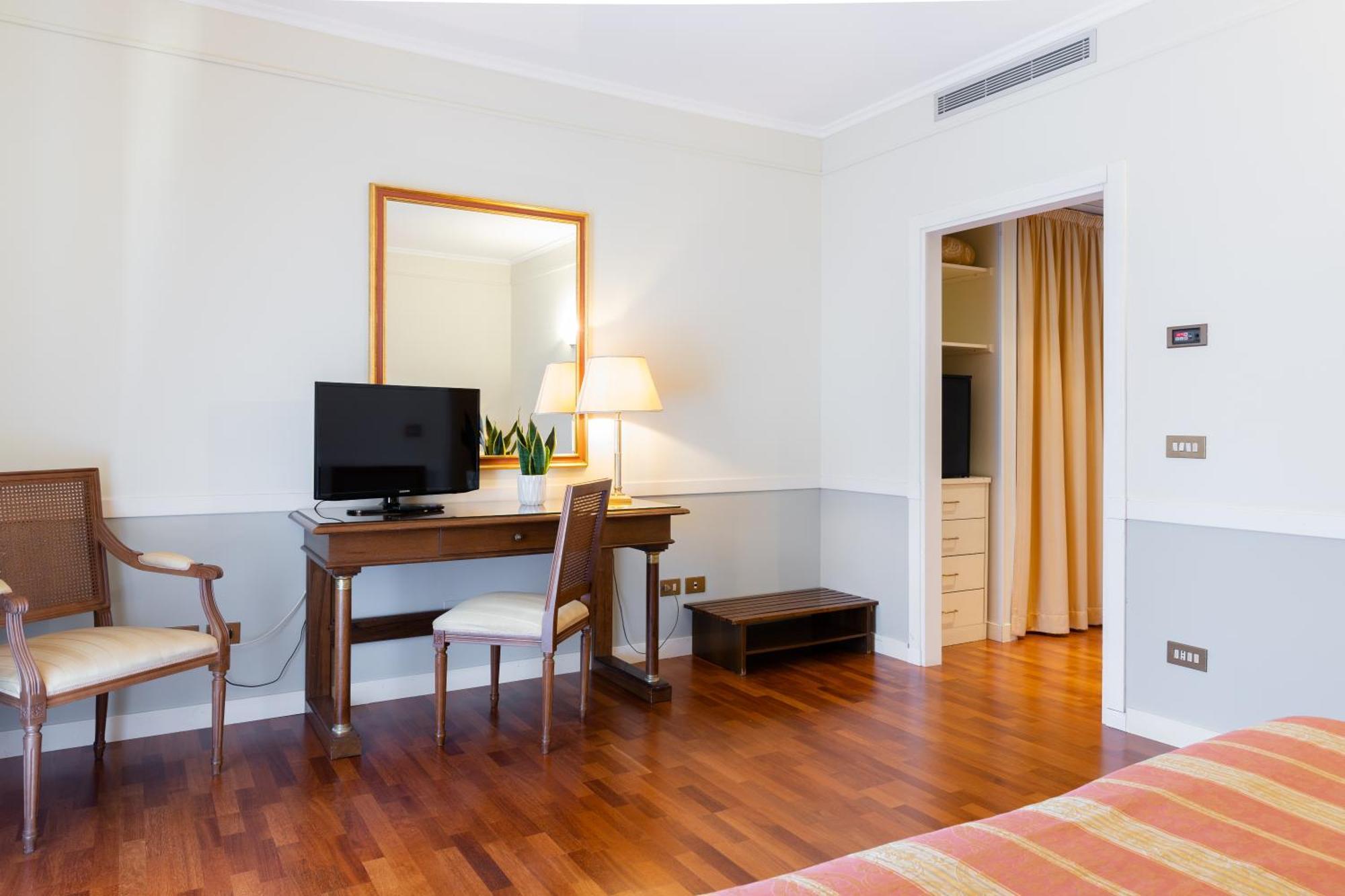 Hotel Tuder Τόντι Εξωτερικό φωτογραφία
