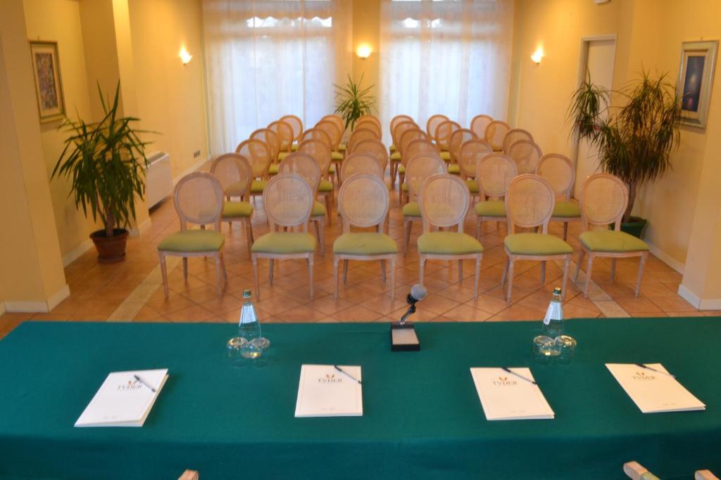 Hotel Tuder Τόντι Εξωτερικό φωτογραφία