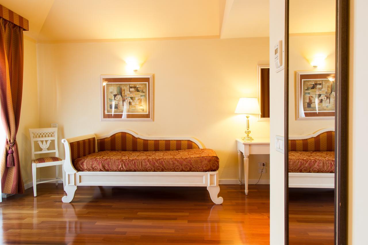 Hotel Tuder Τόντι Εξωτερικό φωτογραφία